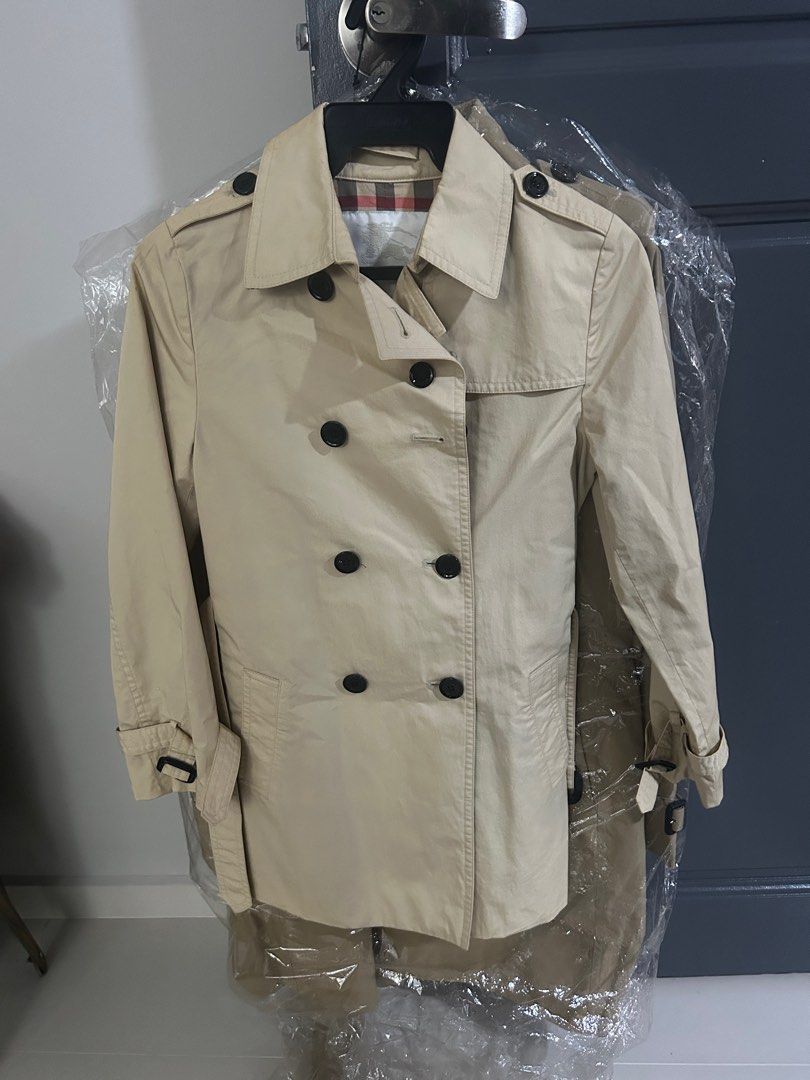 Burberry coat store 4t