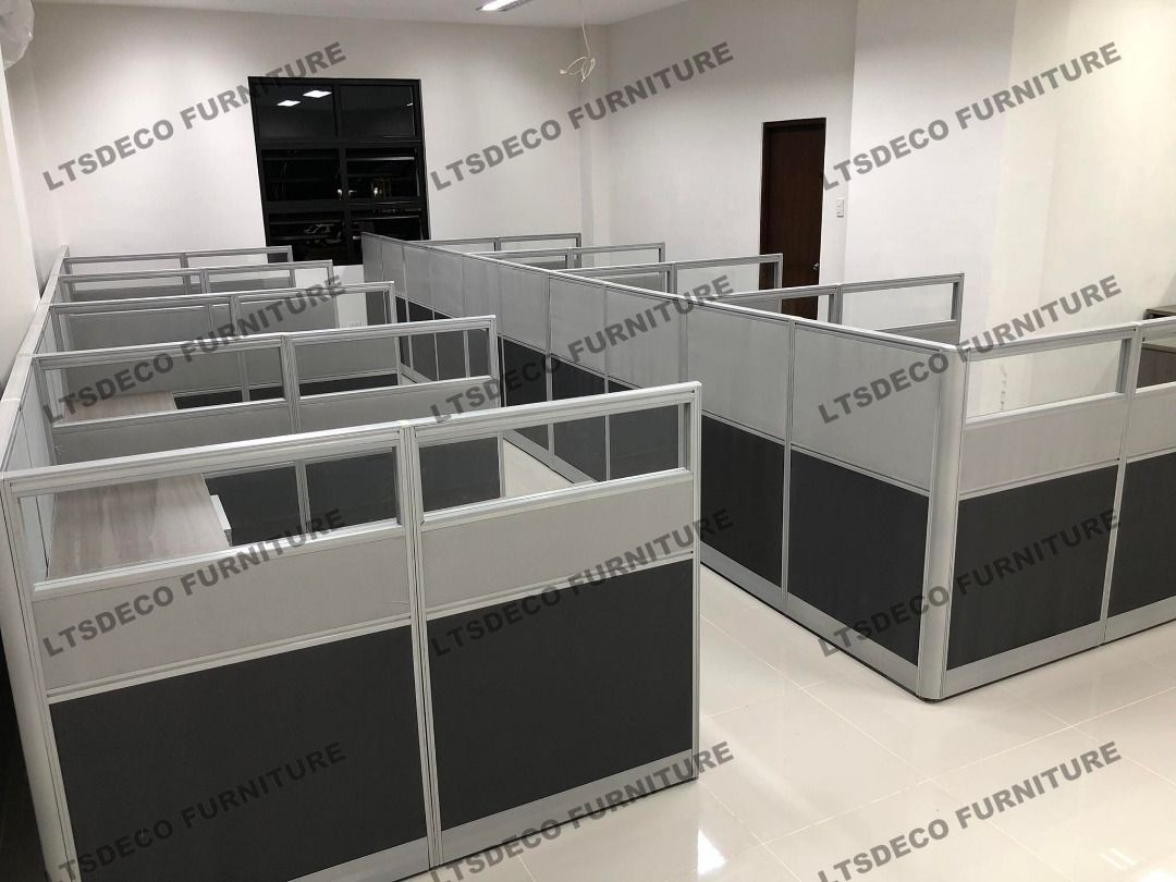 CALL CENTER TABLES FURNITURE OFFICE PARTITION on Carousell