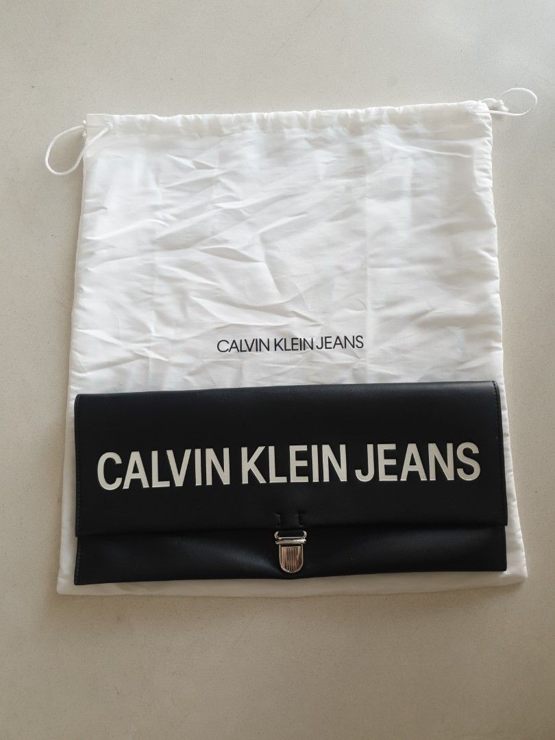 Calvin klein jeans clutch hotsell