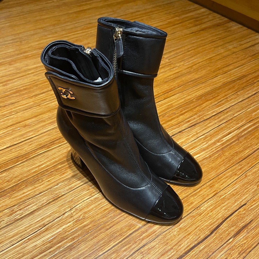 Chanel 靴Boots, 女裝, 鞋, 靴- Carousell