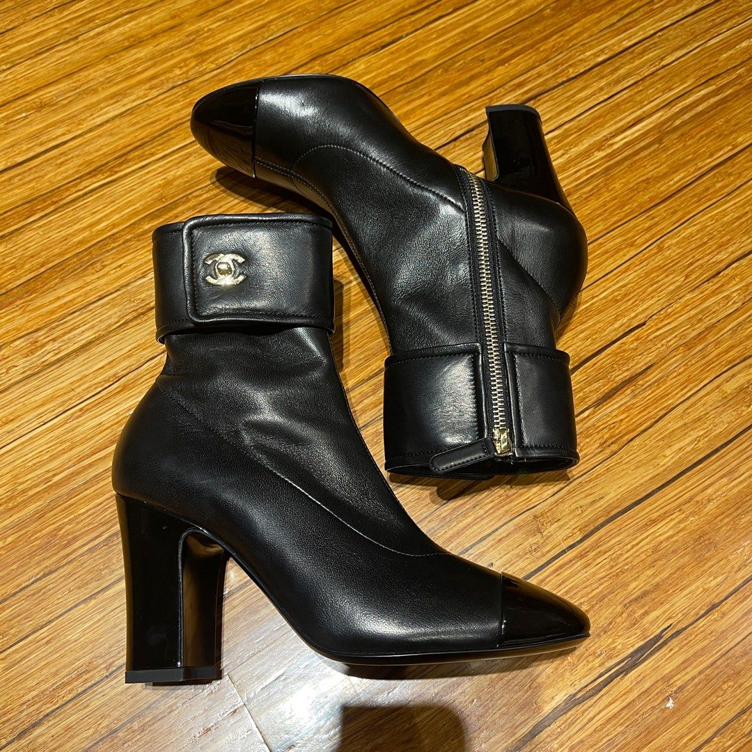 Chanel 靴Boots, 女裝, 鞋, 靴- Carousell