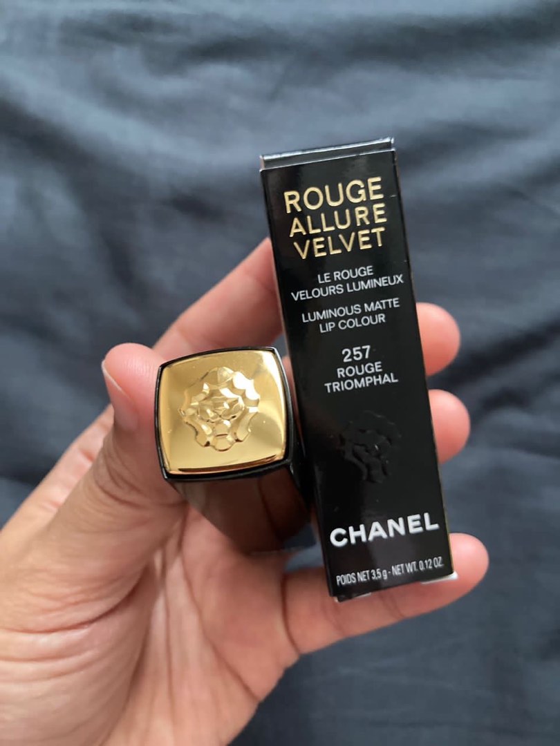 Chanel Rouge Allure Velvet Lipstick - code 257