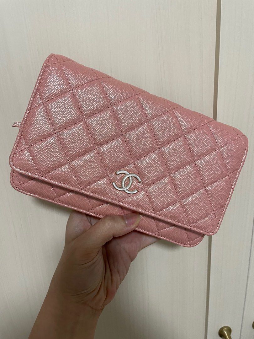 Cc clearance purse logo