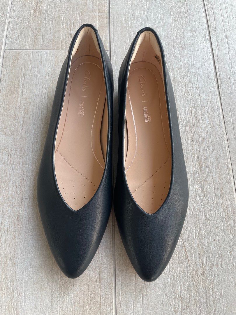 Clarks Ladies Working Shoes in Black Size 7