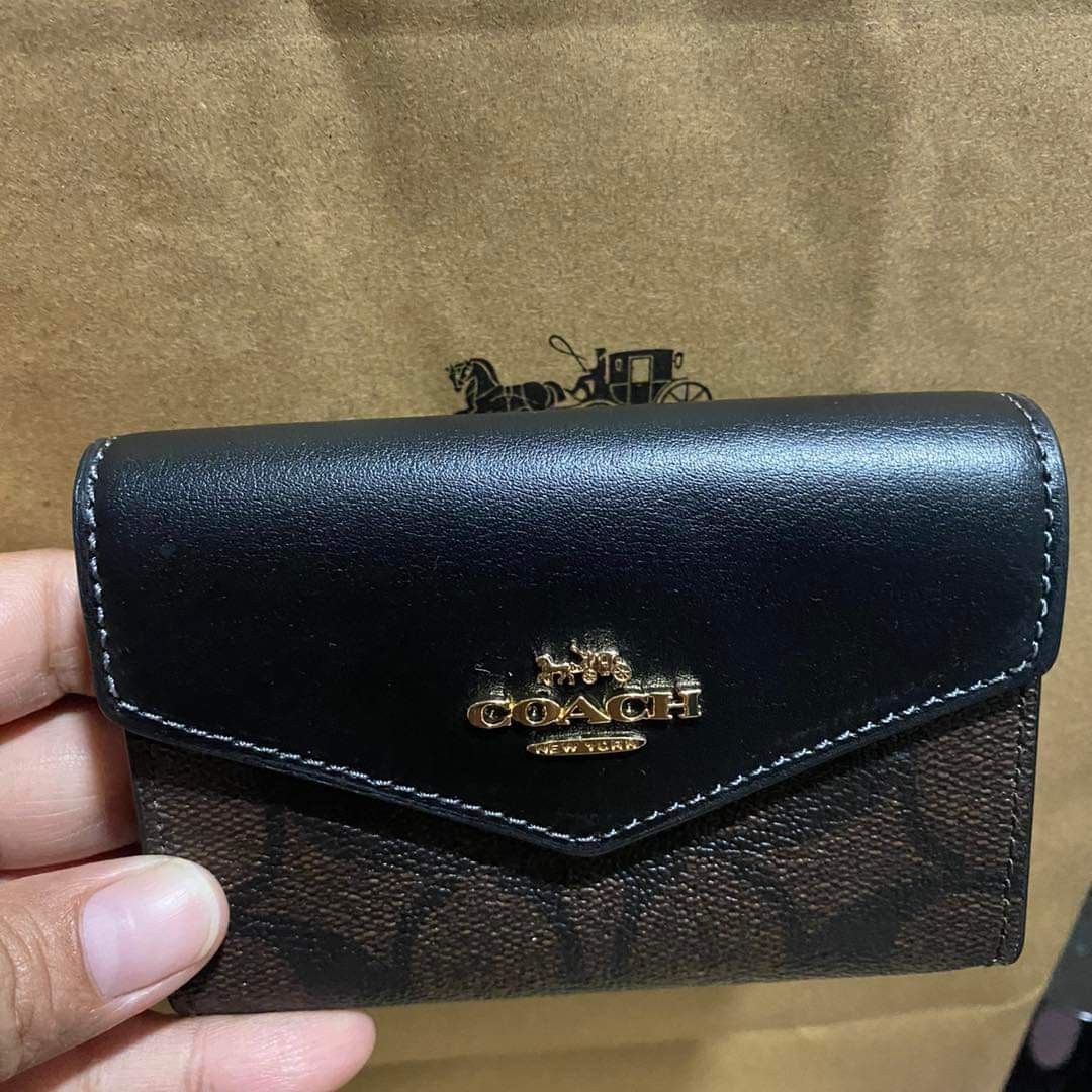 Coach Mini Bag in Black, Women's Fashion, Bags & Wallets, Purses & Pouches  on Carousell