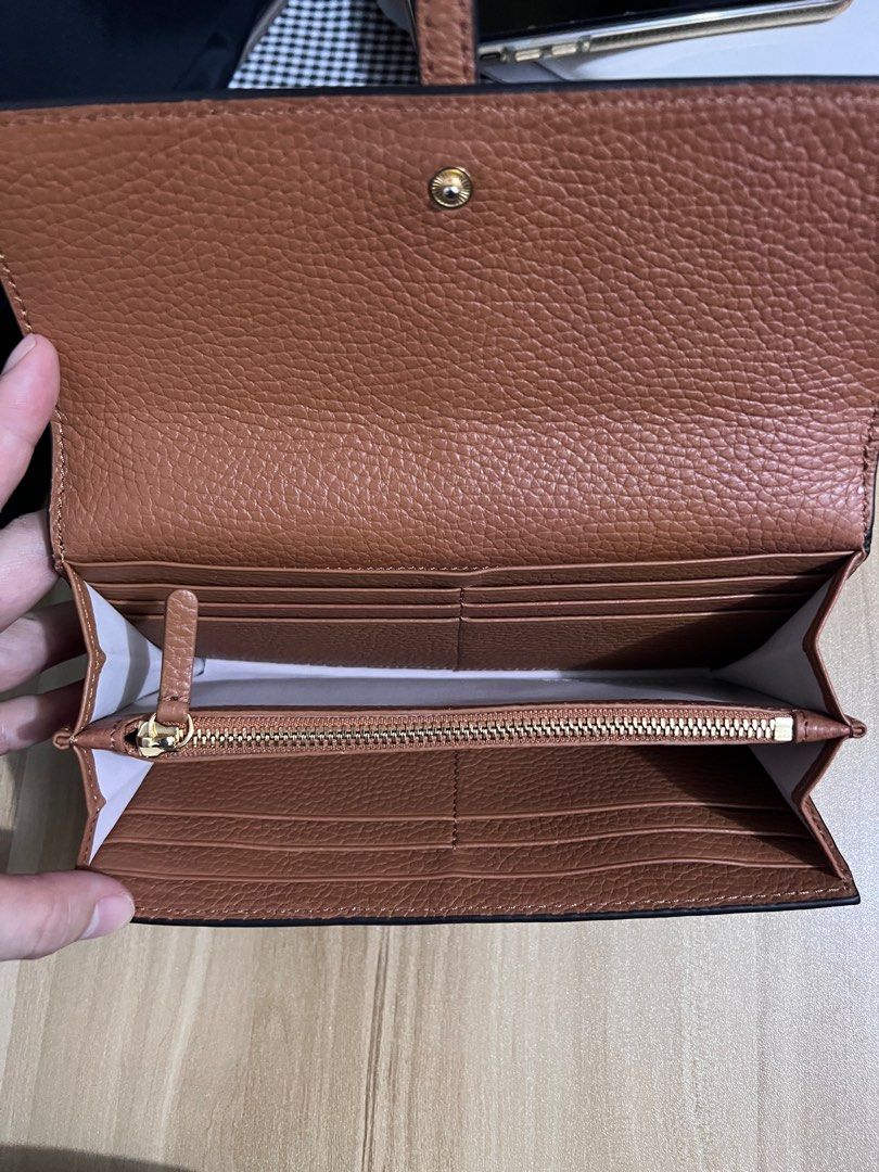 Coccinelle Cosima Long Wallet (Category: Luxury Bags & Wallets) located in Las Pinas. Submitted by katrt (Listing ID 1237650208, Image 3). Description: Coccinelle Cosima long wallet Tan leather. Comes with box. Good as new .