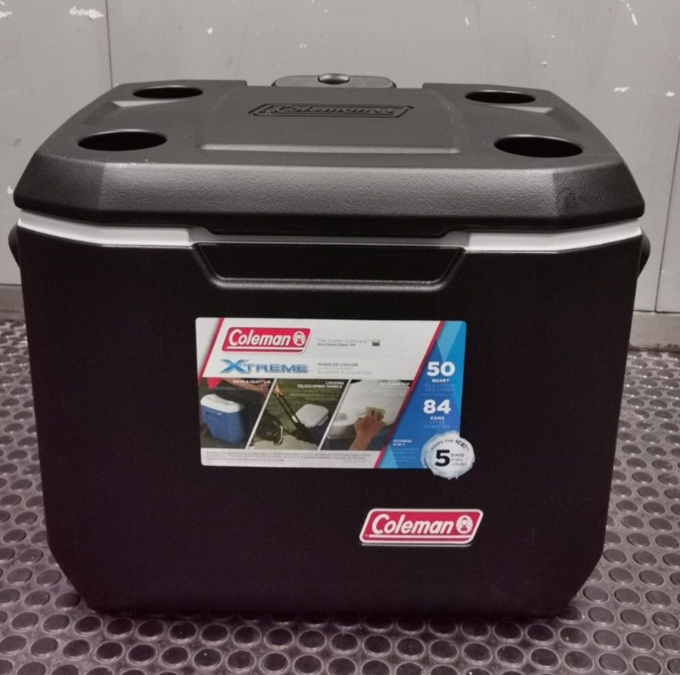 Coleman 50L cooler box with wheels