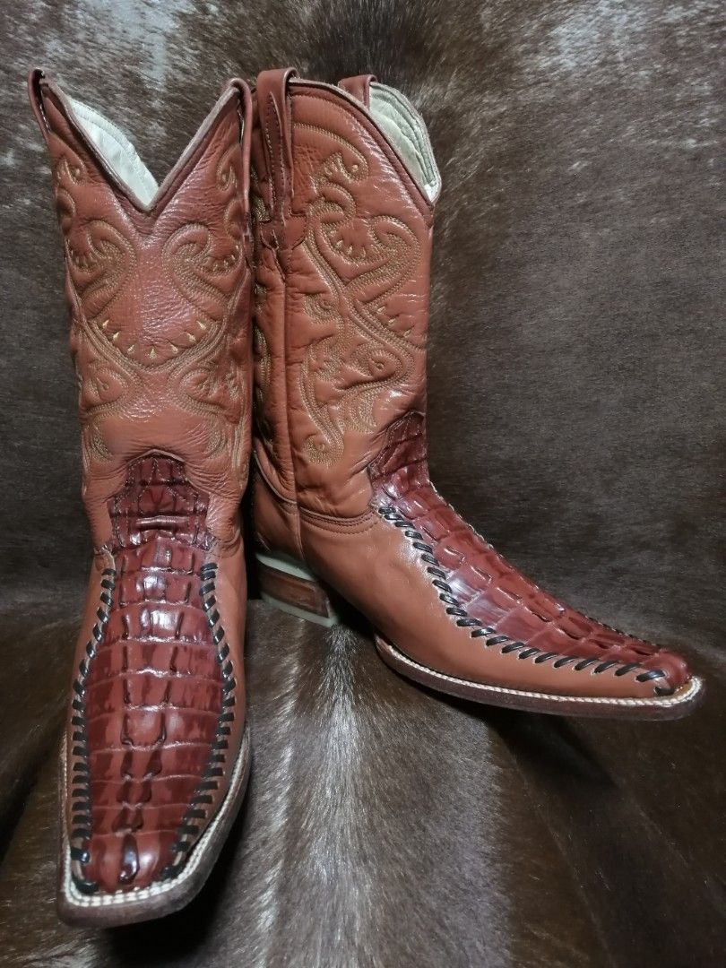 COWBOY/WESTERN BOOTS FOR SALE, Men's Fashion, Footwear, Boots on Carousell