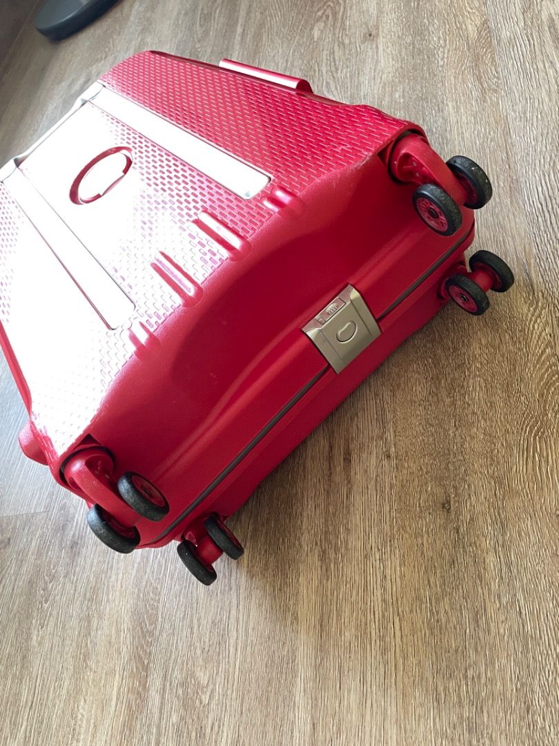 Delsey Belfort Plus Cabin Luggage 4wheel 55 cm, Red, Hobbies & Toys