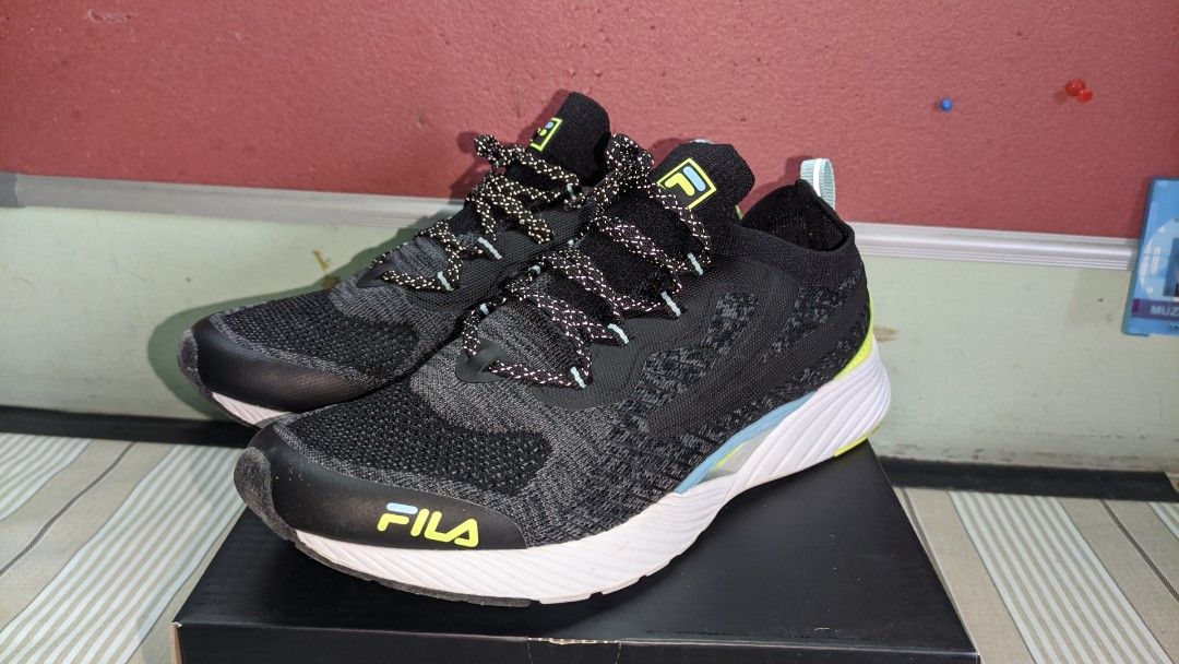New day fila deals sneakers