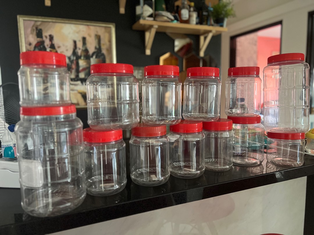 Food storage bottles (13 pieces) multiple sizes, Furniture & Home