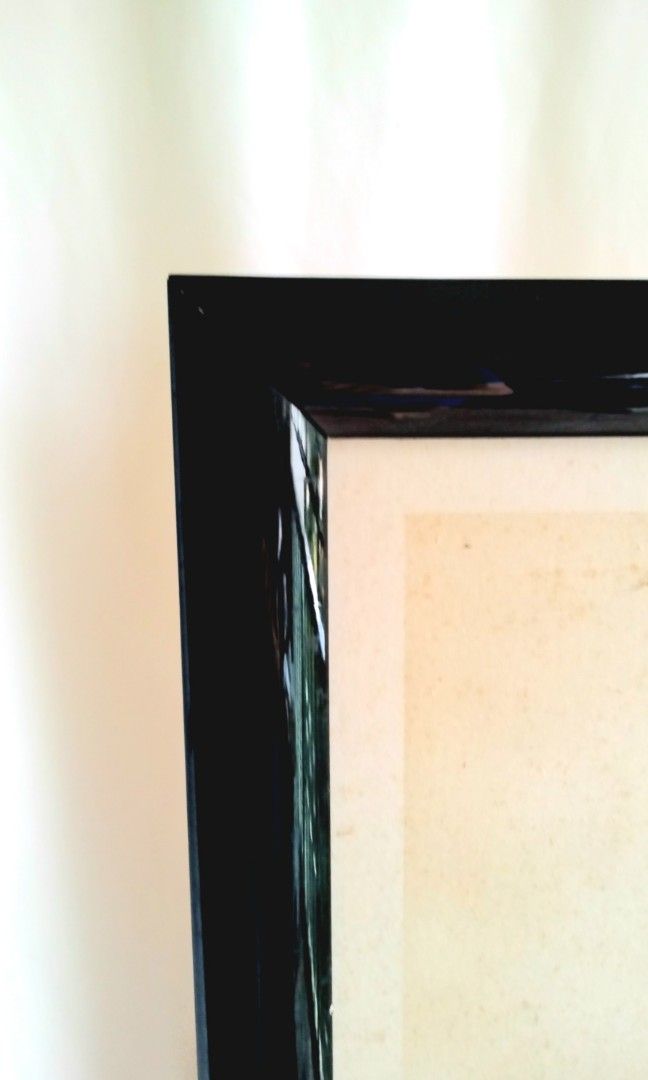 FREE PICTURE FRAME (no glass) *, Furniture & Home Living, Home Decor