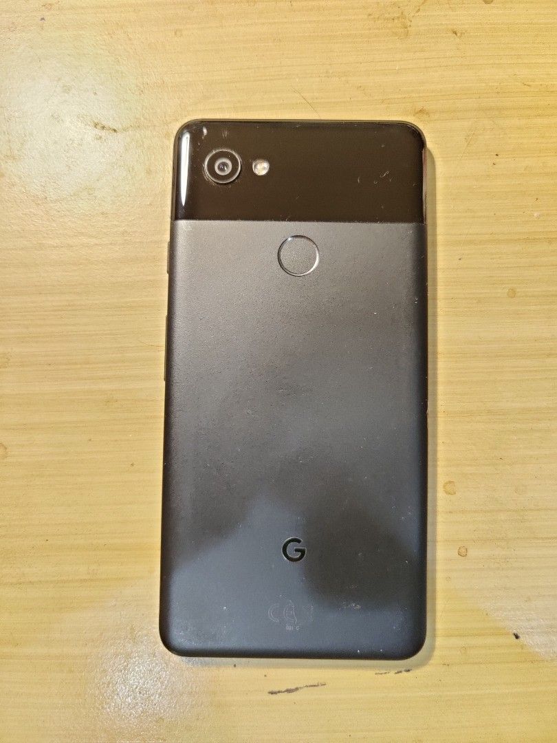 Google Pixel 2 XL - 64 GB (Category: Google Pixel) located in Pasig City. Submitted by cmdrod303 (Listing ID 1237573625, Image 3). Description: Bought in the Netherlands, lost original box and accessories Comes with third-party charger and USB-C cable updated to last supported firmware No damage, no issues but feel free to ask me what to test RFS: Need funds for pixel 7.