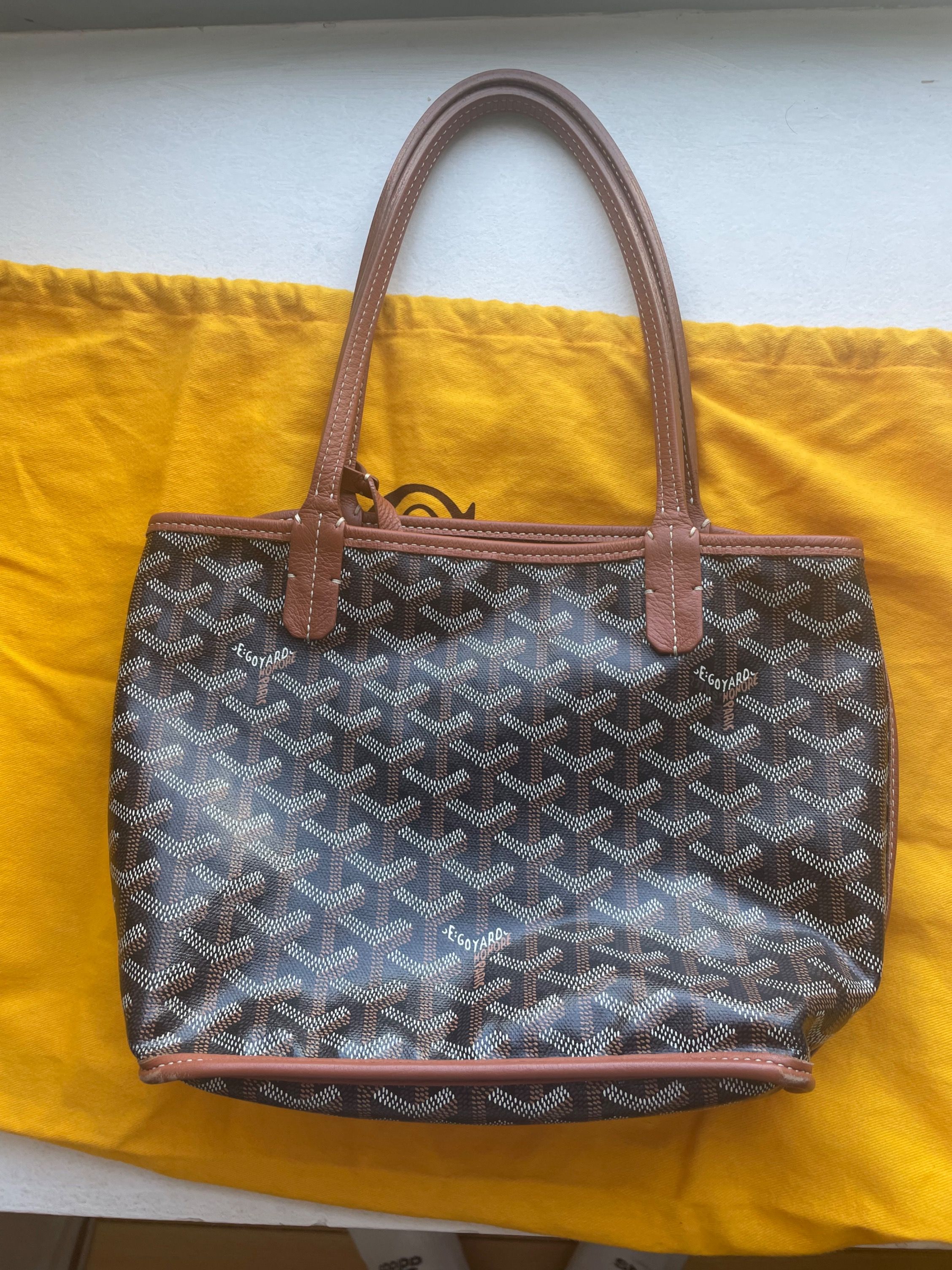 Goyard Anjou PM Embroidered Bunny Reversible, Luxury, Bags & Wallets on  Carousell