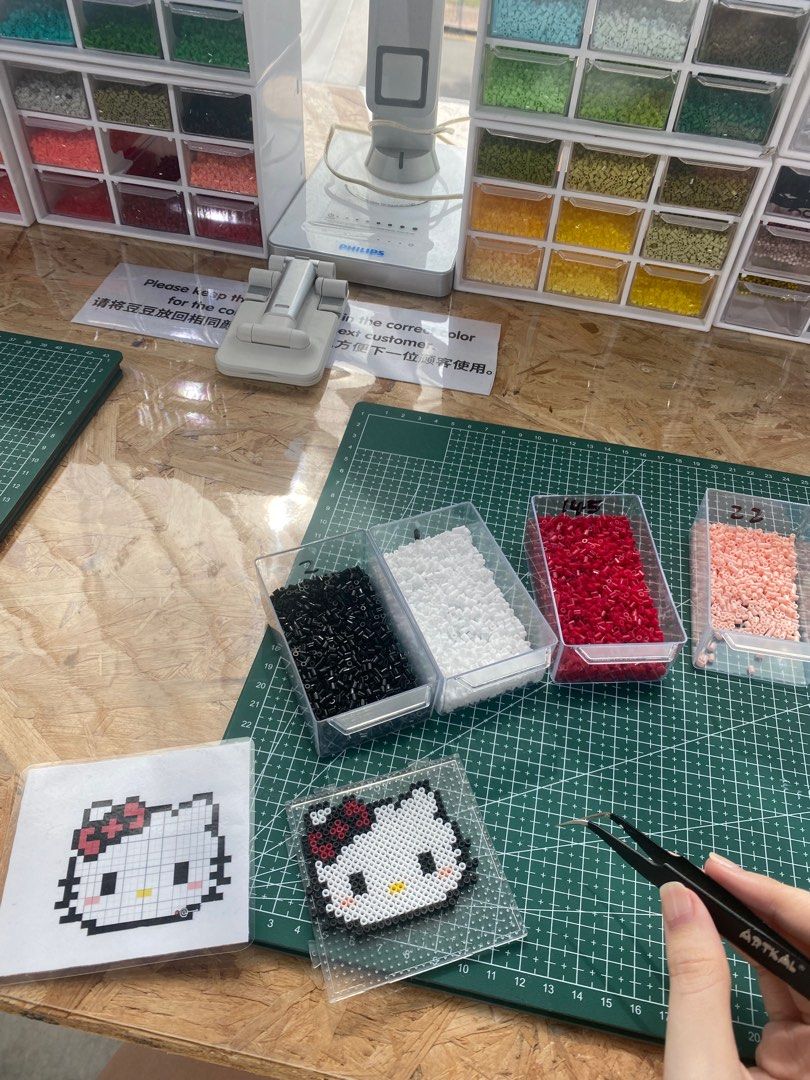 Hello kitty  3d perler bead, Iron beads, Fuse beads