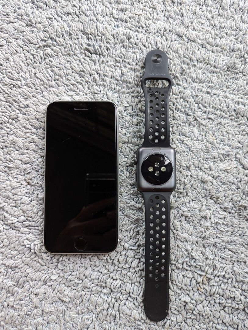 Iphone se 2020 Apple watch series 3 Mobile Phones Gadgets
