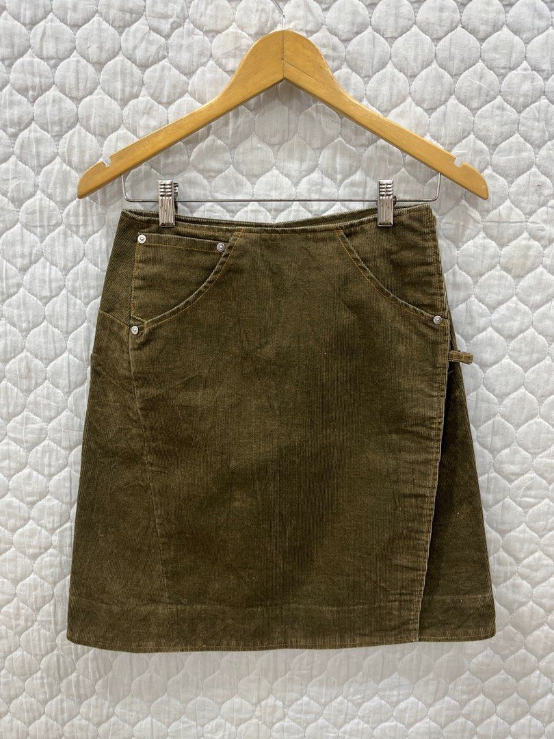 Levi's sales corduroy skirt