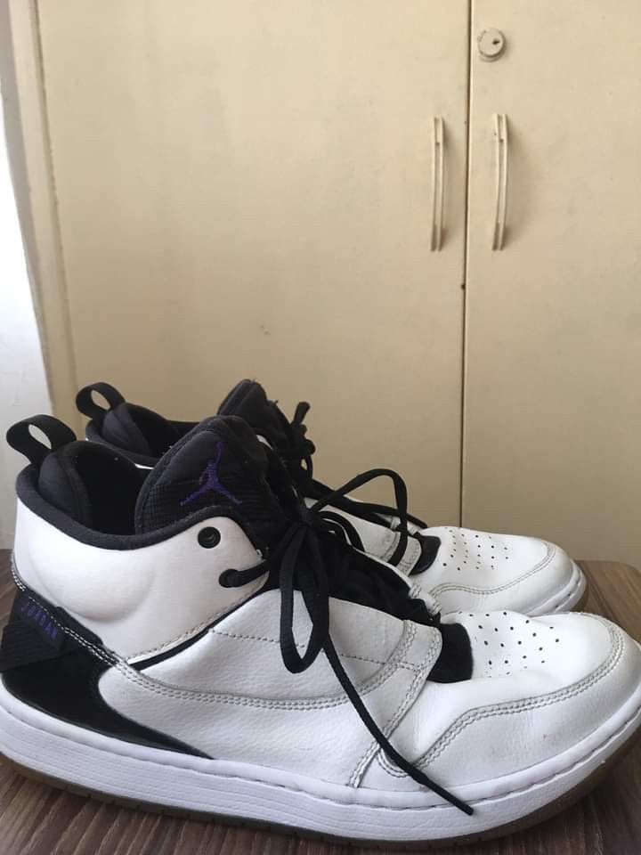 jordan fadeaway gym red