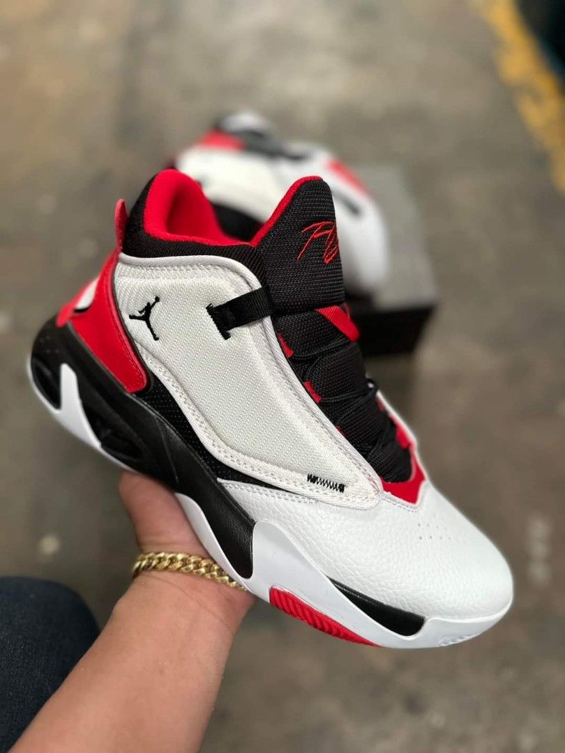 Jordan Max Aura 4 white red black