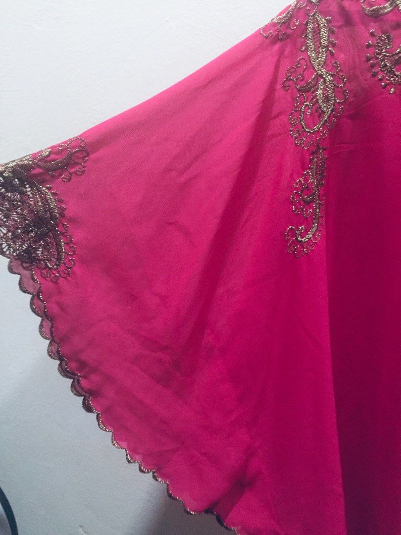 Kaftan (top) (Category: Tops) located in Seremban. Submitted by aniessss (Listing ID 1237685011, Image 3). Description: .