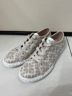 （分類：）位於 。 由 PP_Pui 提交（商品編號 1237637832，圖片 1）。簡介： 。