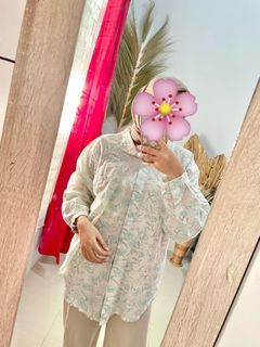 Kemeja oversize flower mint
