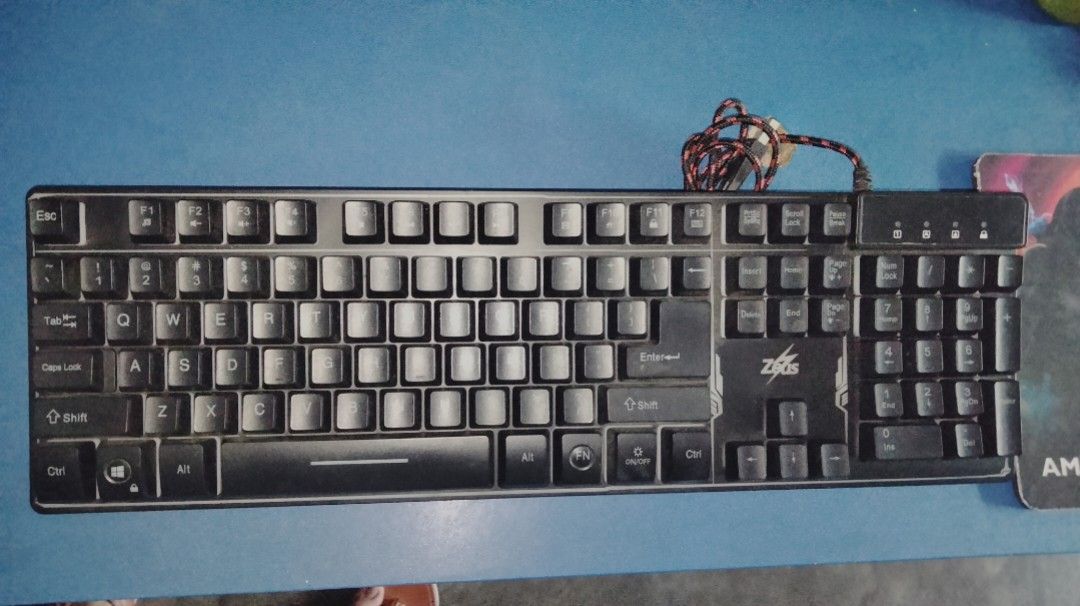 Keyboard w/ FREE MOUSEPAD (Category: Computer Keyboard) located in Taguig. Submitted by ichniyowe (Listing ID 1237576833, Image 3). Description: rfs: De-cluttering MOP: gcash only no payment, no shipping.