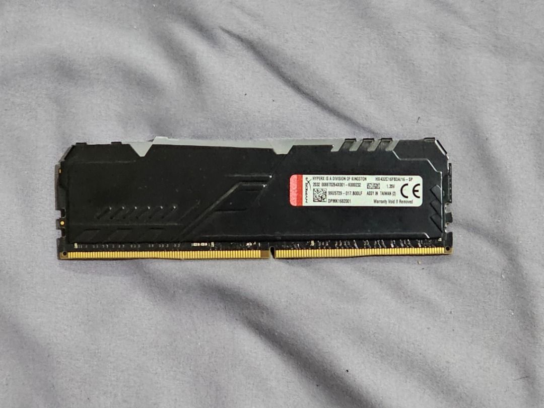 Kingston HyperX Predator 16GB DDR4 3200 CL16 ARGB HX432C16FB3A