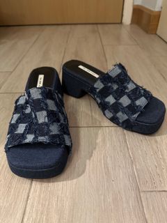 （分類：）位於 。 由 teddybeargobed 提交（商品編號 1237671967，圖片 1）。簡介： 。