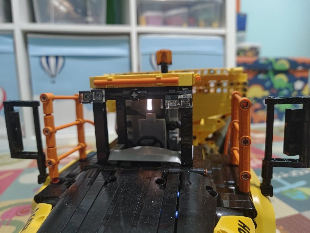 Lego 42114 mod top
