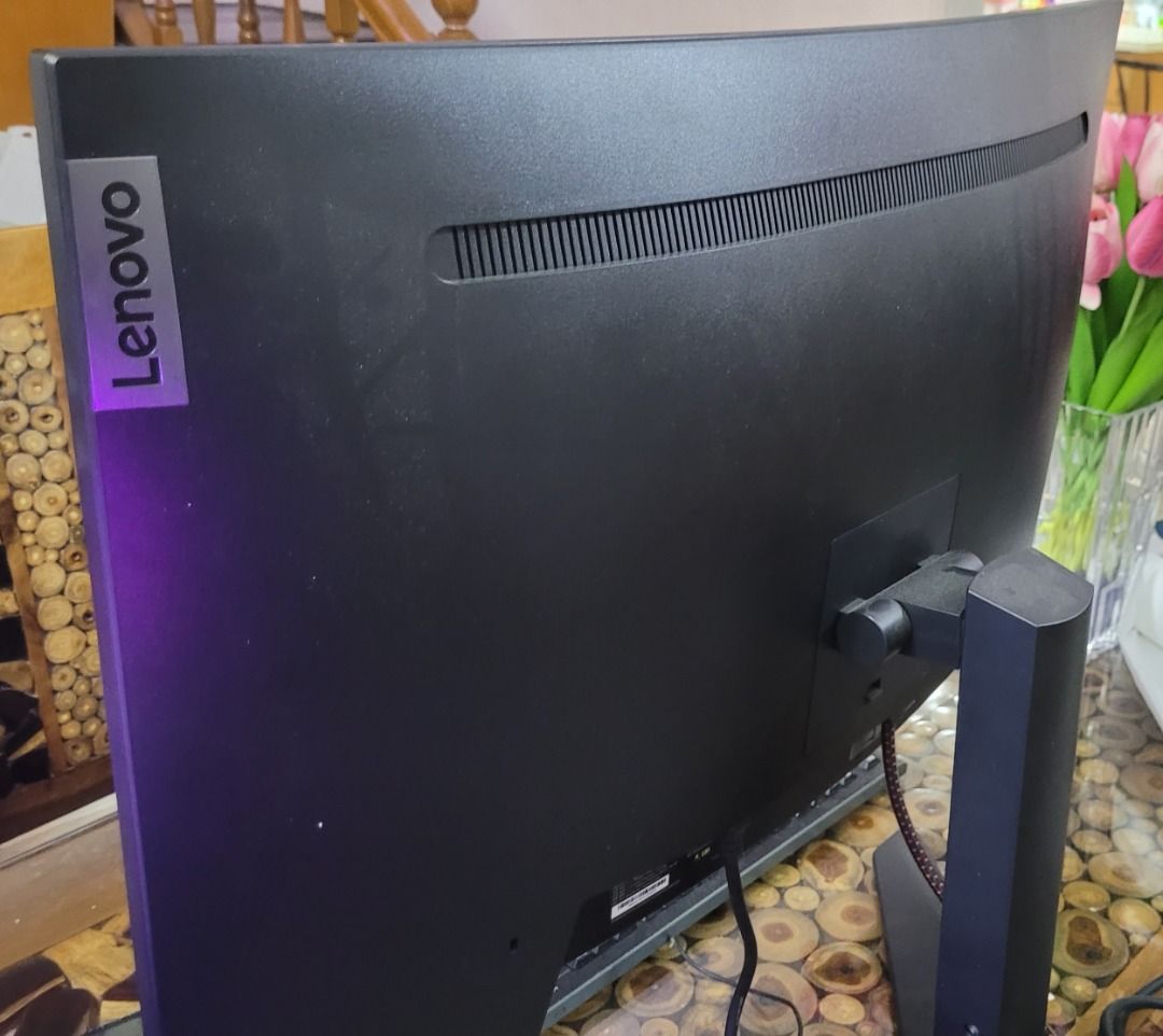 Lenovo 31.5inch QHD Curved Gaming Monitor, Computers & Tech, Parts