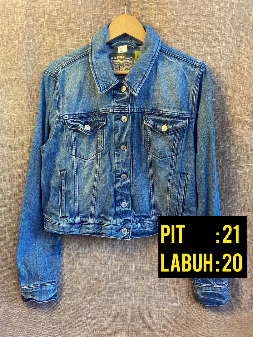 Levi cropped denim sale jacket