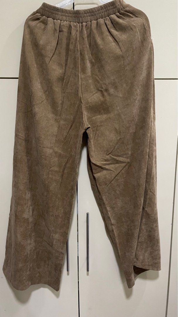 Light Brown Corduroy Wide Leg Pants (Category: Other Bottoms) located in Antipolo. Submitted by patsconcep (Listing ID 1237593778, Image 2). Description: Light Brown Corduroy Wide Leg Pants No brand Lightly used no issues Garterized waist fits 27-30 W13 L38.5 Leg opening 13.