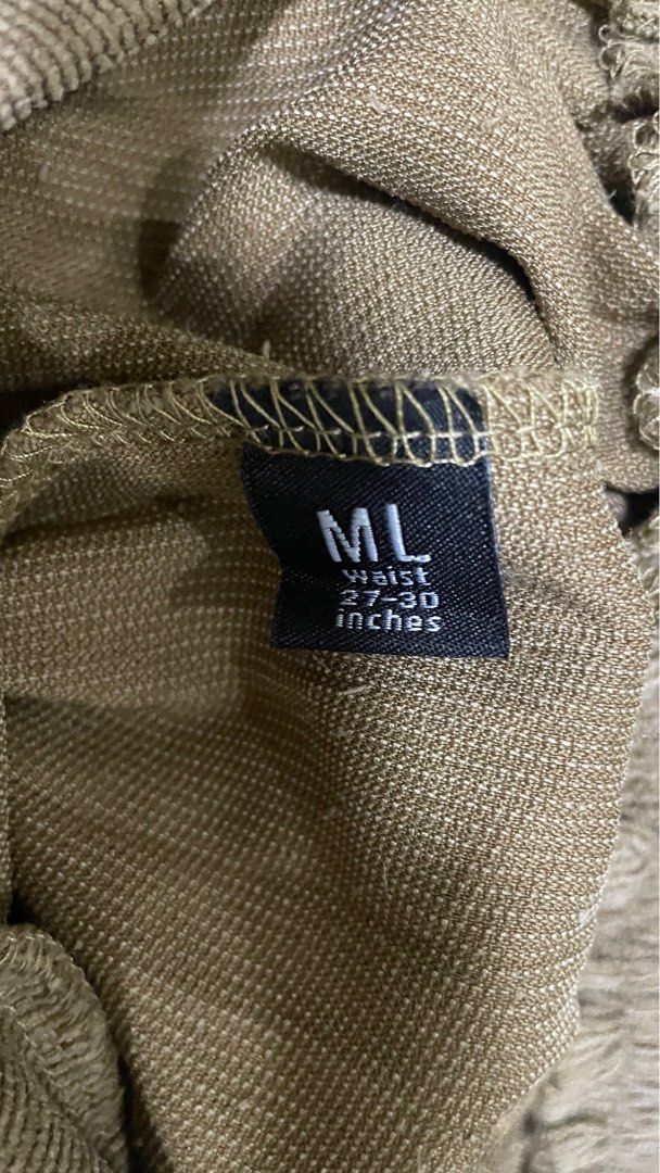 Light Brown Corduroy Wide Leg Pants (Category: Other Bottoms) located in Antipolo. Submitted by patsconcep (Listing ID 1237593778, Image 3). Description: Light Brown Corduroy Wide Leg Pants No brand Lightly used no issues Garterized waist fits 27-30 W13 L38.5 Leg opening 13.