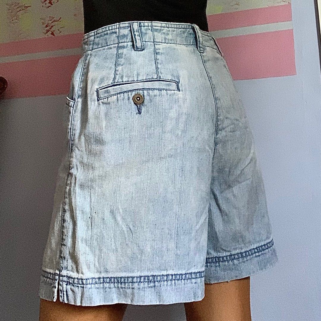 Liz Claiborne Blue Highwaisted Denim Shorts