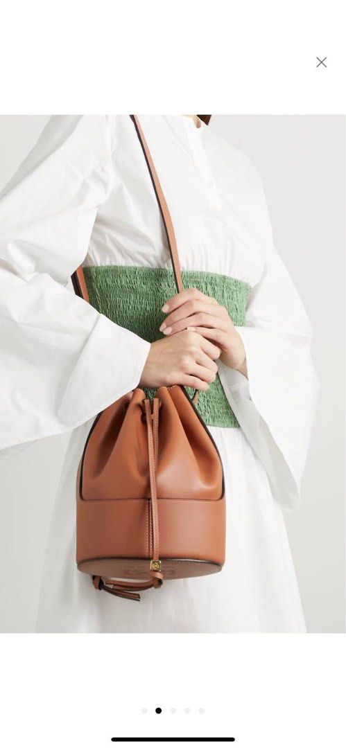 LOEWE Balloon Small Bucket Bag in Tan Leather