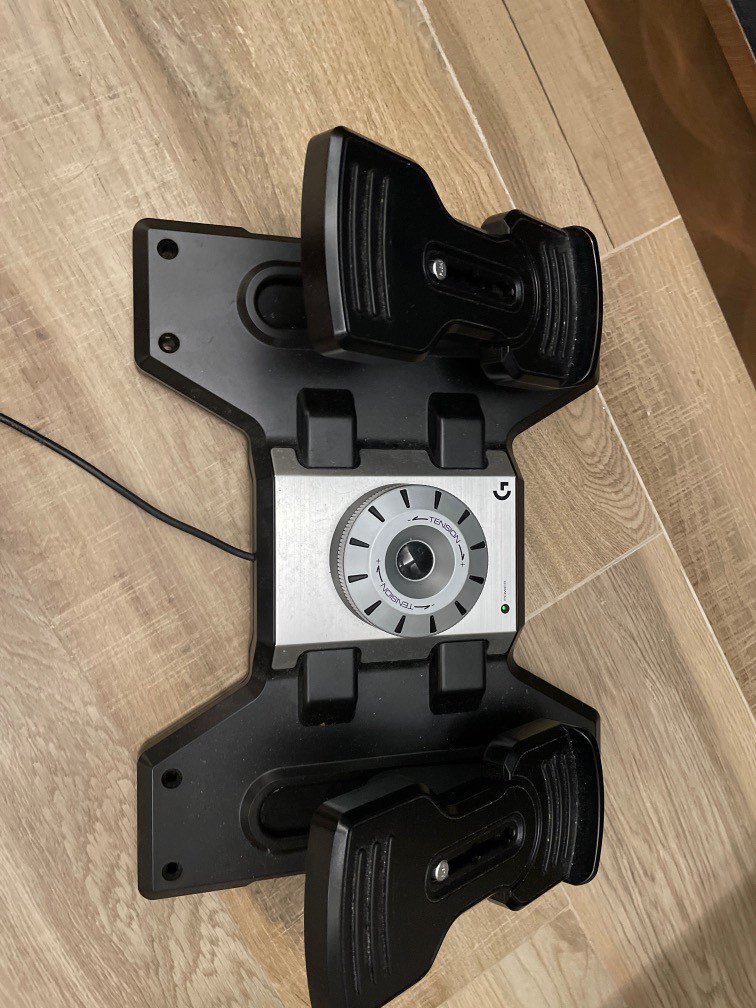 Logitech Flight Rudder Pedal, 電子遊戲, 遊戲機配件, 手掣 - Carousell