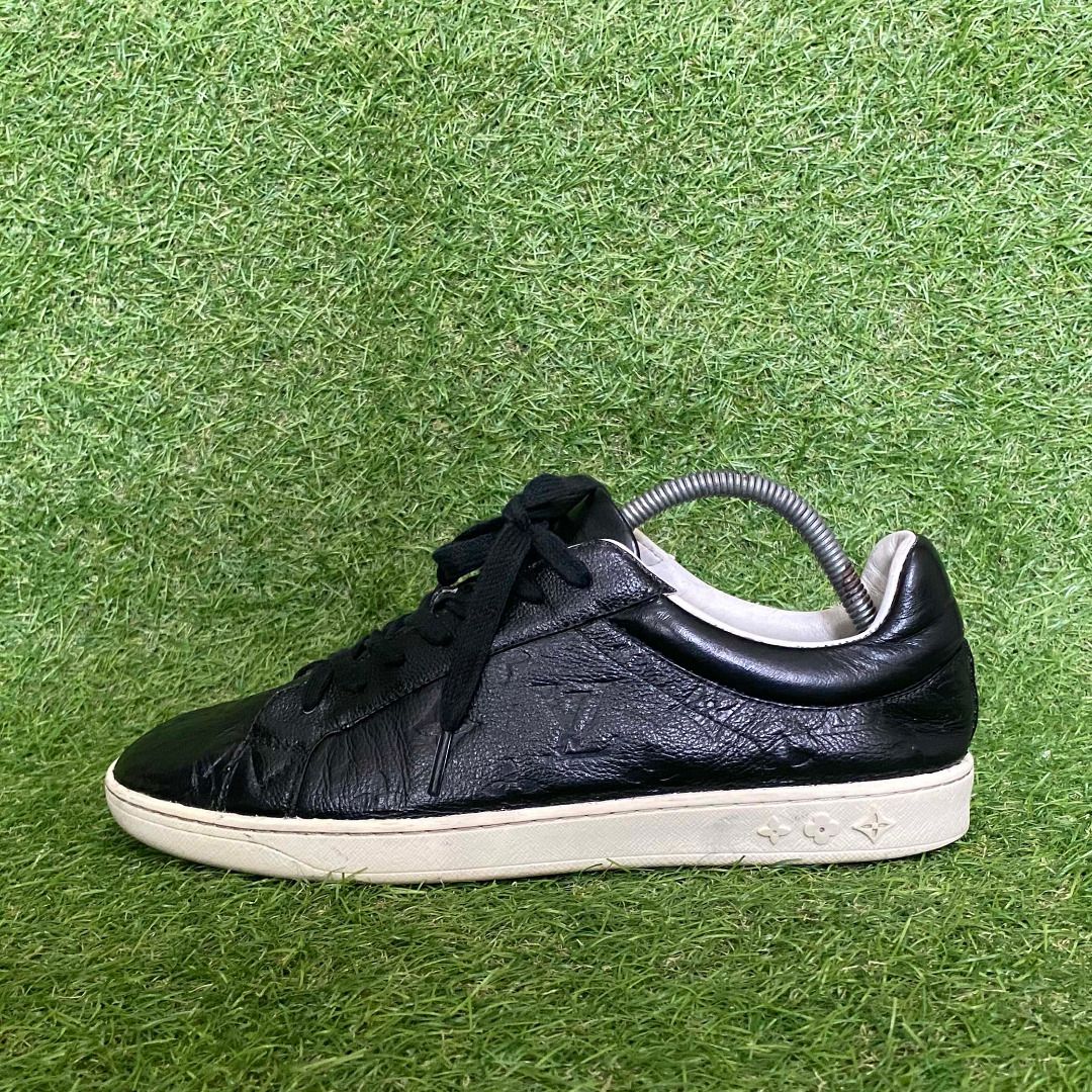 Sepatu Louis Vuitton Original made in china, Fesyen Pria, Sepatu , Sneakers  di Carousell