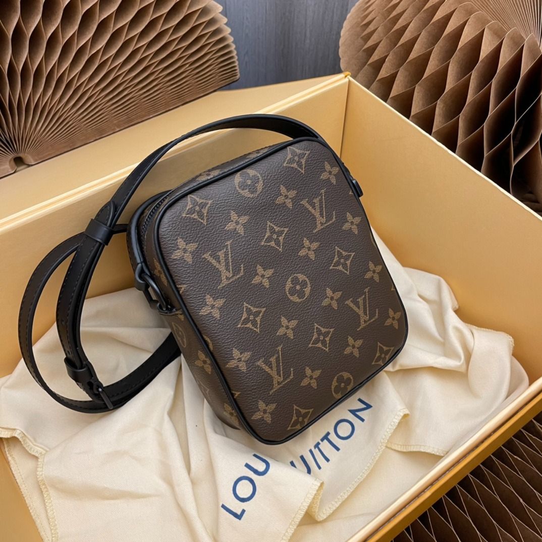 LOUIS VUITTON LV CHRISTOPHER XS M58493, Luxury, Bags & Wallets on Carousell