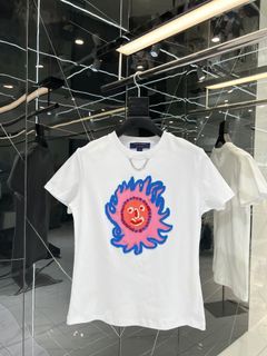 Authentic lV Towel Embroidered Skull T-Shirt, Luxury, Apparel on Carousell