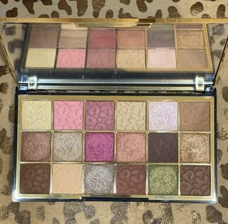 Makeup Revolution 18色眼影盤 (野生動物/勇氣 wild animal/courage) 可賣貨便 眼影