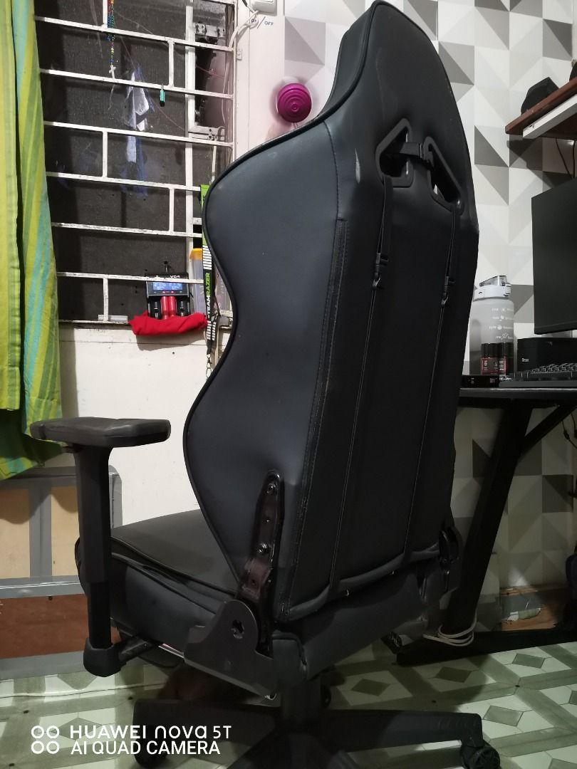 Musso Spider Series Gaming Chair, RGB Gaming Table and GALAX Prisma PR ...