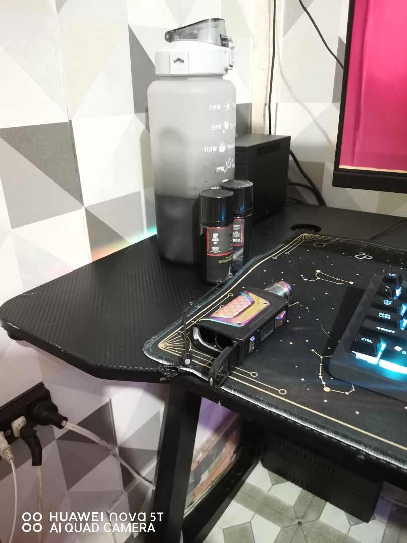 Musso Spider Series Gaming Chair, RGB Gaming Table and GALAX Prisma PR ...