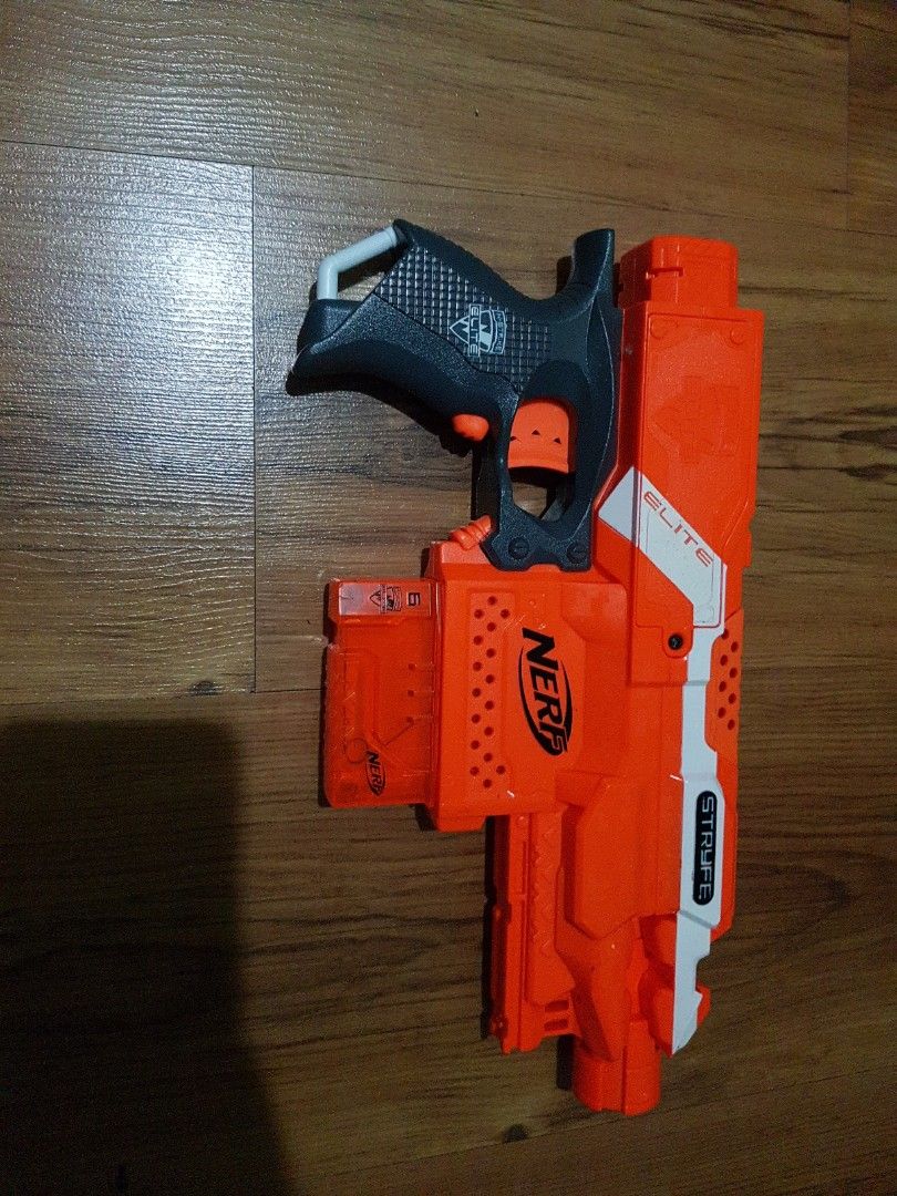 Nerf Stryfe (Category: Action & Battle Toys) located in Singapore. Submitted by plasticlemons (Listing ID 1237688753, Image 1). Description: .