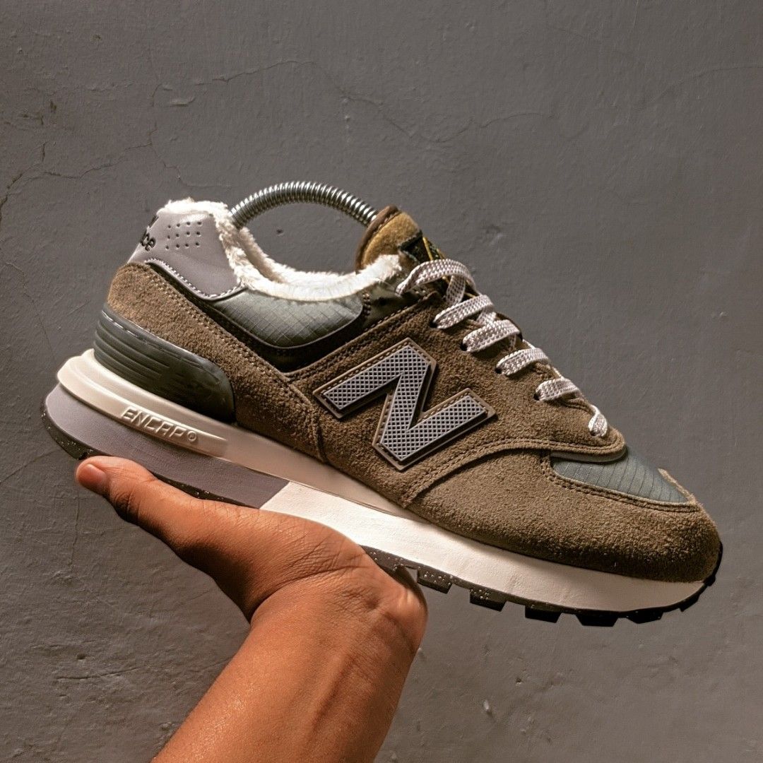 NEW BALANCE 574 SUEDE SNEAKER SHOES ML574EGO OLIVE GREEN MENS SIZE 9(EE) 