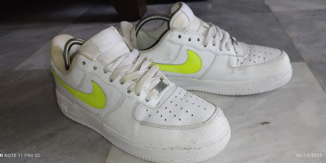 Neon yellow af1 hotsell