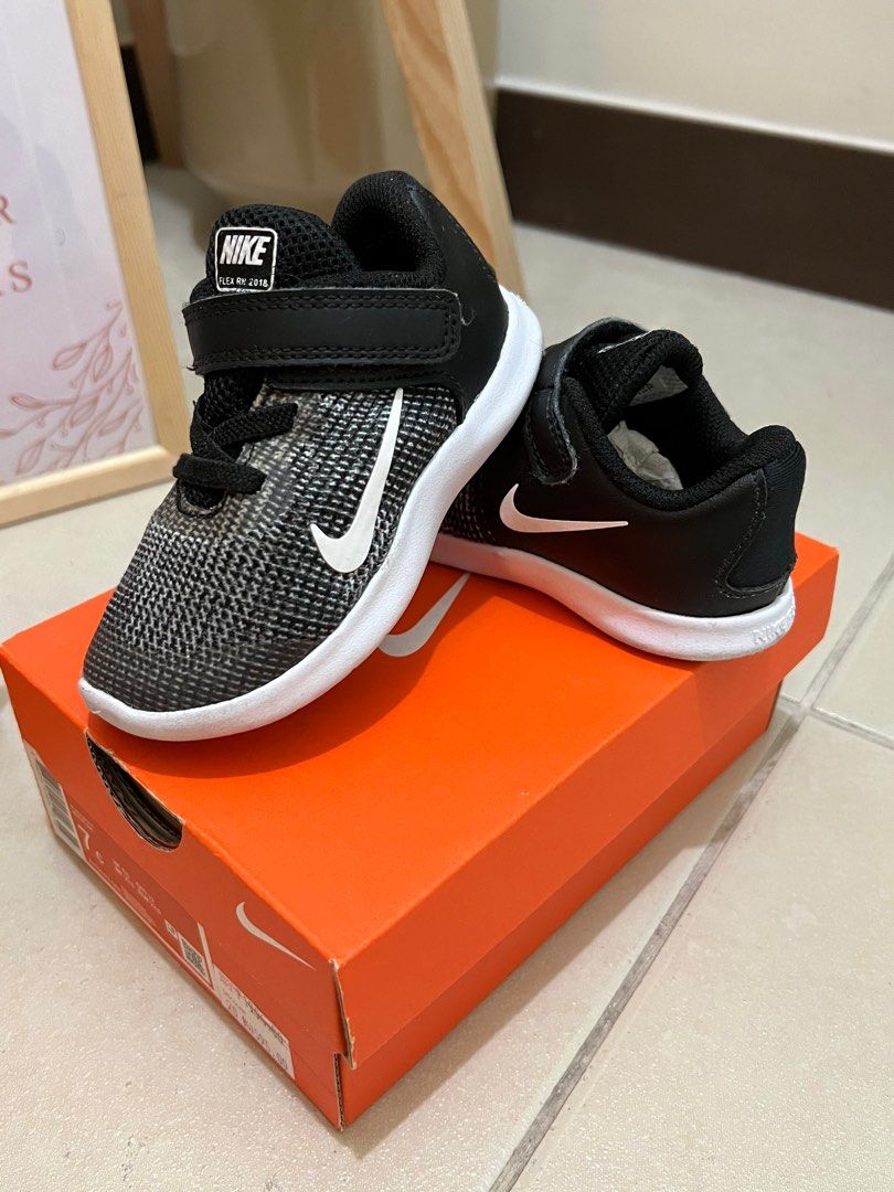 rubber shoes nike 2018