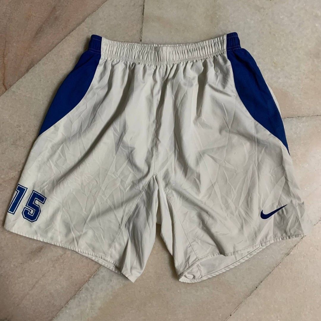 Nike Boxer (Category: Shorts) located in Sungai Siput. Submitted by WardrobeUnggul (Listing ID 1237687420, Image 1). Description: RM 48 With Postage..