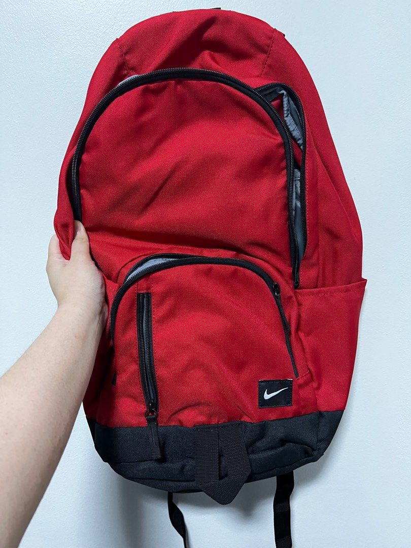 Nike Red Backpack (Category: Backpacks) located in Singapore. Submitted by wandererinthewoods (Listing ID 1237662013, Image 3). Description: Brand new Nike backpack. Received as a gift but did not get to use it before. 100% authentic..