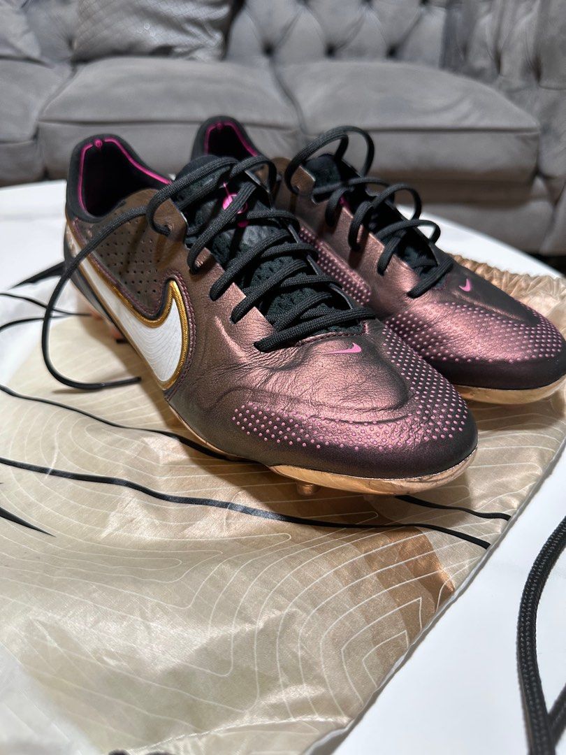 Nike tiempo Men s Fashion Footwear Boots on Carousell